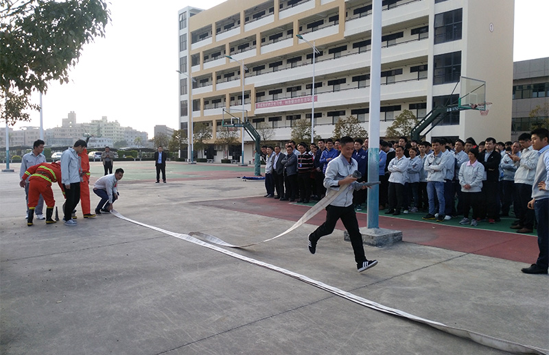 银河集团(galaxy)公司惠南工厂开展消防疏散演练活动