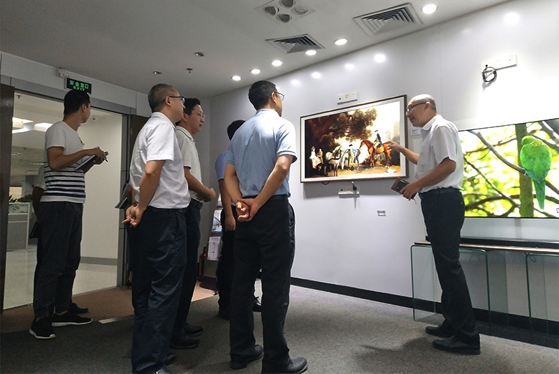 坂田街道党工委书记初庆同志一行莅临银河集团(galaxy)走访调研